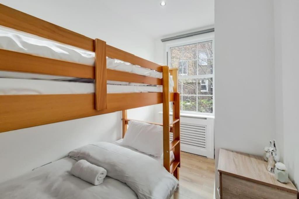 לונדון Flat 5 Mornington Crescent, 2 Bedroom, 1 Bathroom Flat מראה חיצוני תמונה